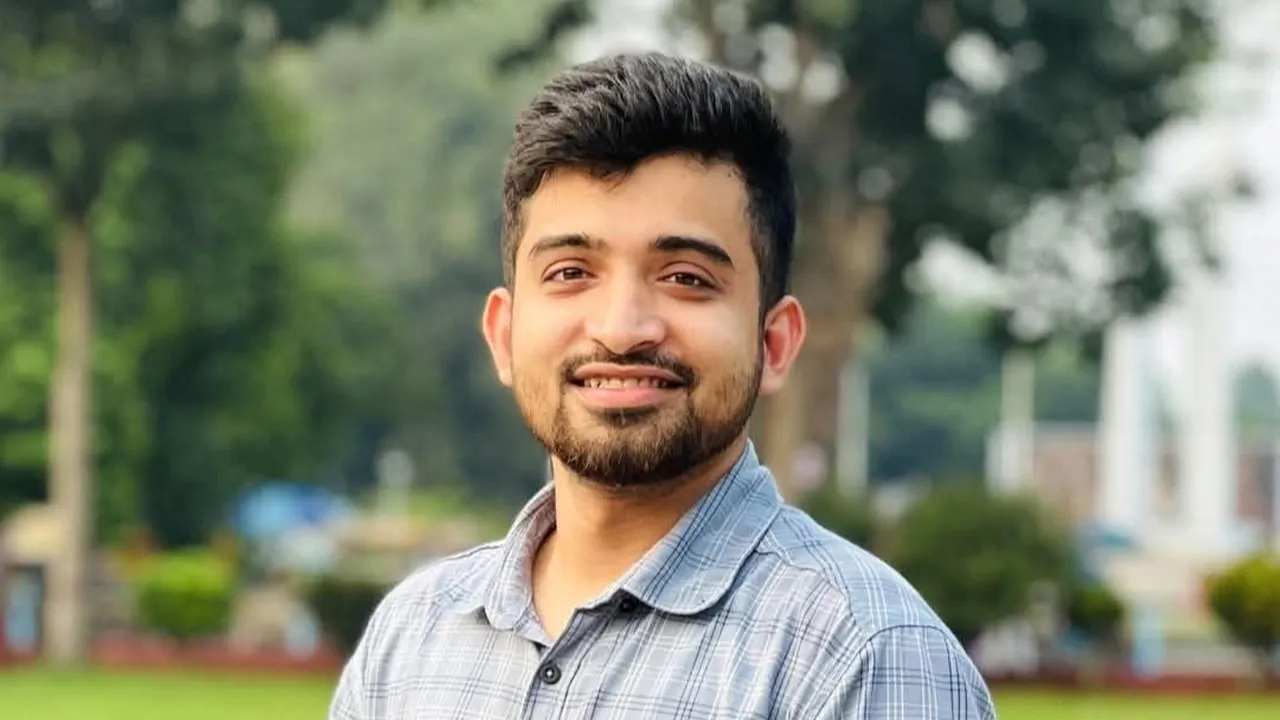 মাদারীপুরের আবীর লড়ছেন রাকসু নির্বাচনে