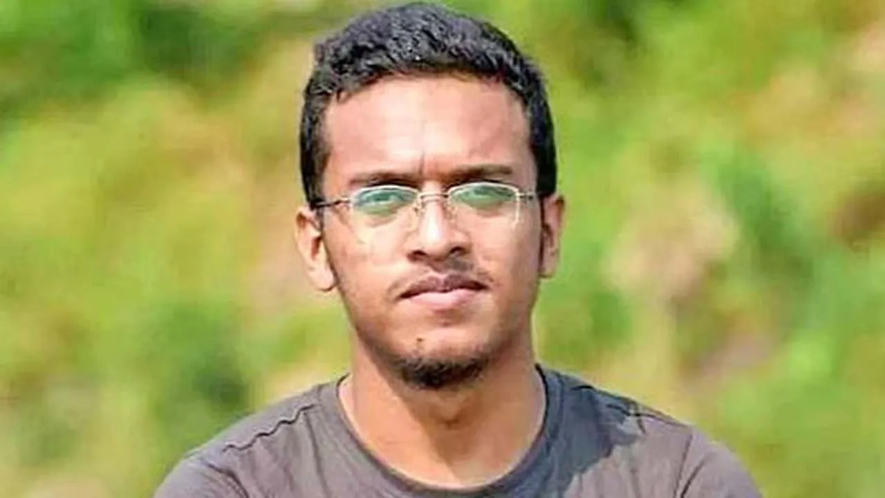 আবরার হত্যা : হাইকোর্টের রায় ঘোষণা চলছে