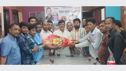 আ’লীগ সবসময় ভিন্ন ধর্মাবলম্বী ও শ্রমিকদের অসৎ উদ্দেশ্যে ব্যবহার করেছে