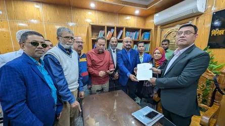 ময়মনসিংহ-৪ আসনে মনোনয়ন ফরম নিলেন ওয়াহাব আকন্দ