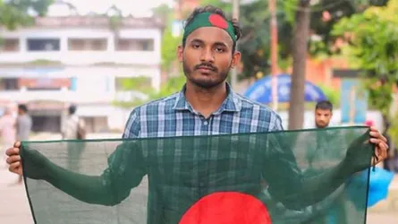 বেঁচে থাকতে ছেলের হত্যাকারীদের বিচার দেখতে চান আবু সাঈদের বাবা
