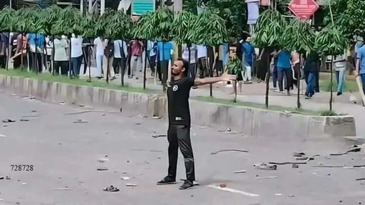 রায় কার্যকর চান শহীদ আবু সাঈদের মা-বাবা ও সহযোদ্ধারা