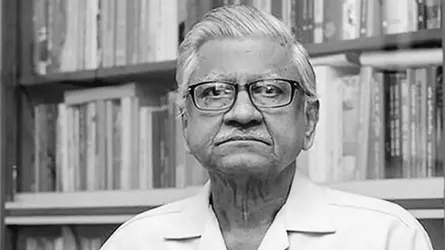 শেষবারের মতো ঢাবিতে অধ্যাপক আবুল কাসেম, শিক্ষক-শিক্ষার্থীদের শ্রদ্ধা