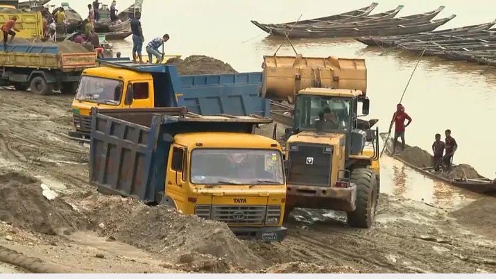 Action-against-illegal-sand-mining-in-Sylhet