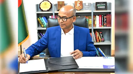 সিআইডি প্রধান হিসেবে দায়িত্ব নিলেন ব্যারিস্টার মোশাররফ হোছাইন