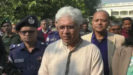 দেশের চিনি বিক্রি শেষ না হওয়া পর্যন্ত আমদানি বন্ধ : উপদেষ্টা