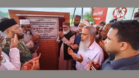 চন্দনাইশে মডেল মসজিদের ভিত্তিপ্রস্তর স্থাপন করলেন ধর্ম উপদেষ্টা