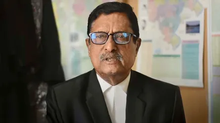 অব্যাহতি পেলেন অ্যাডভোকেট ফজলুর রহমান