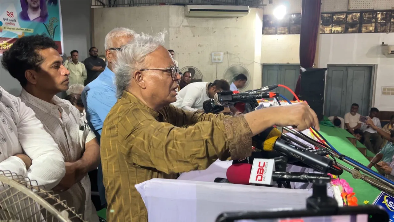 চাঁদাবাজ দখলবাজ বিএনপির সদস্য হতে পারবে না