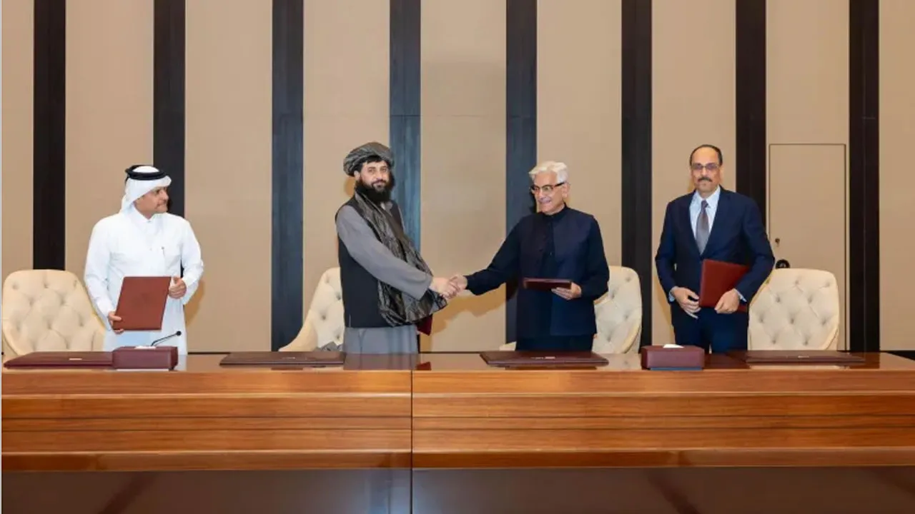 কাতার-তুরস্কের মধ্যস্থতায় যুদ্ধবিরতিতে সম্মত আফগানিস্তান ও পাকিস্তান