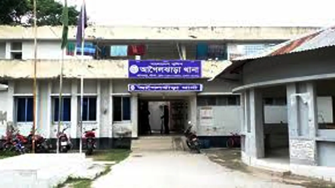 আগৈলঝাড়ায় ৩ দিনের ব্যবধানে দুই শিশুকে ধর্ষণ, যুবককে গণপিটুনি