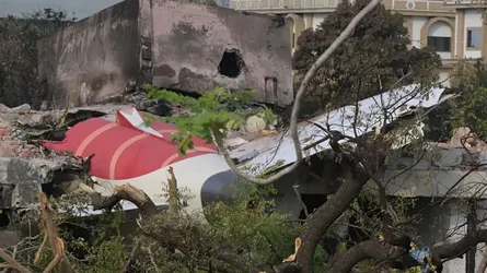 আহমেদাবাদে বিমান দুর্ঘটনা : যুক্তরাজ্য-যুক্তরাষ্ট্রের তদন্তকারী দল ভারতে