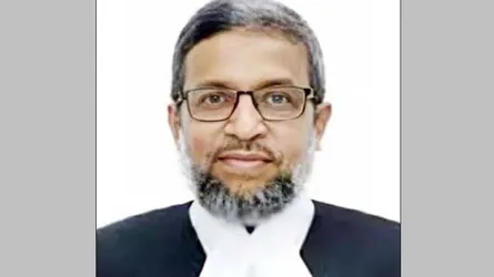 হাইকোর্টের বিচারপতি আখতারুজ্জামানের পদত্যাগ