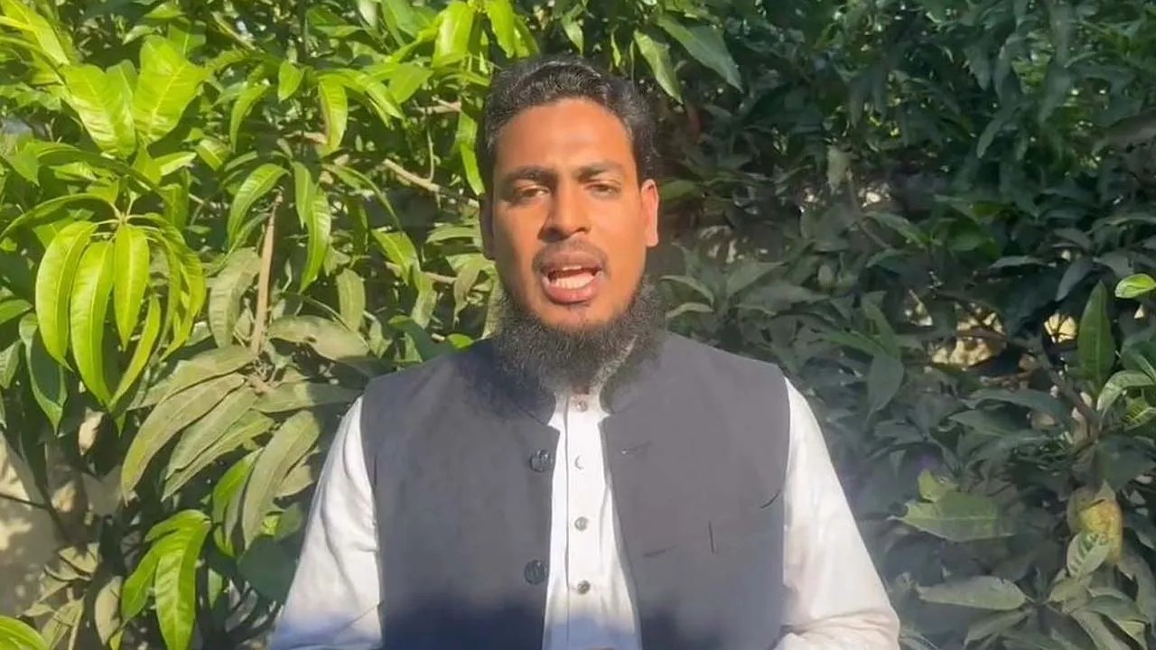 রংপুর-৪ আসনে এনসিপির আখতার হোসেনের পক্ষে মনোনয়নপত্র সংগ্রহ