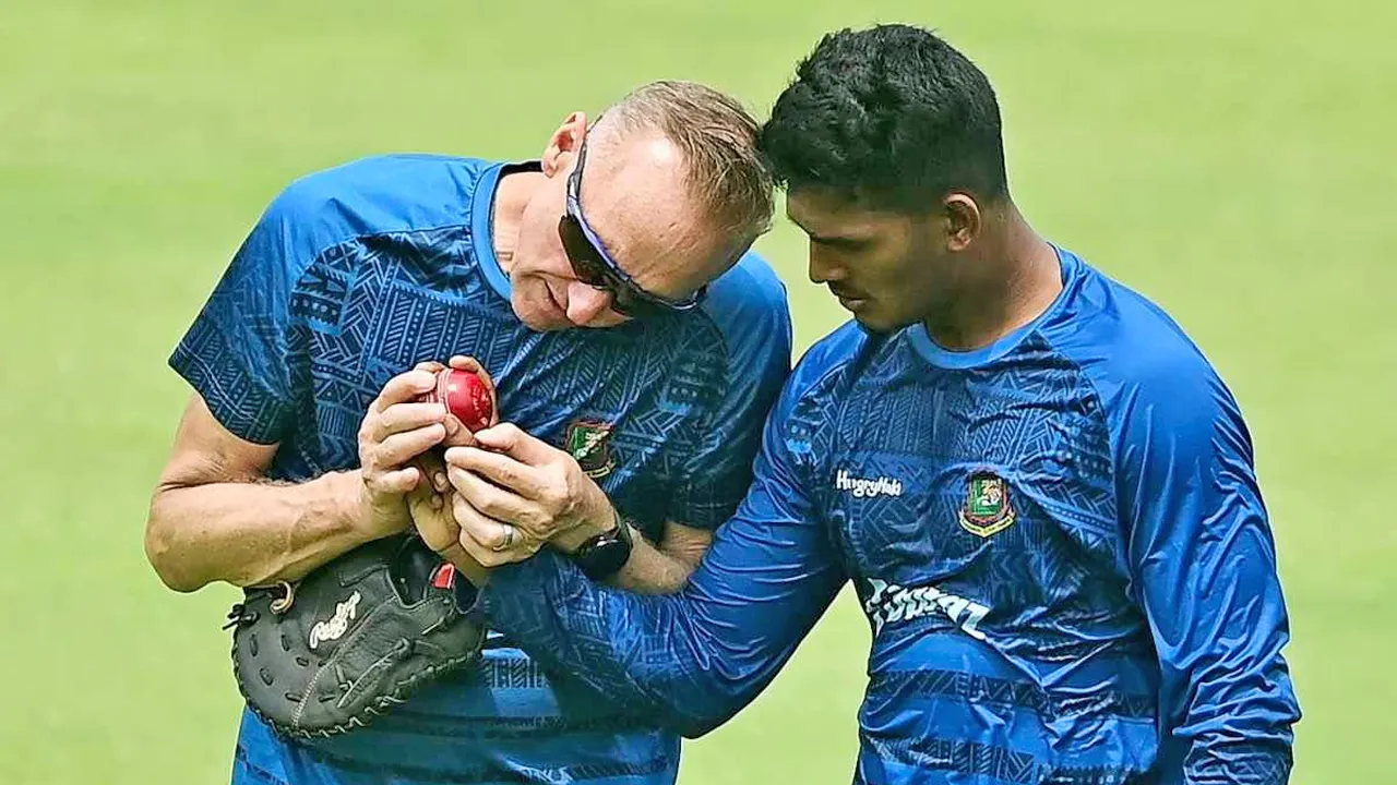 বাংলাদেশে ফেরার দরজা খোলা রাখলেন অ্যালান ডোনাল্ড