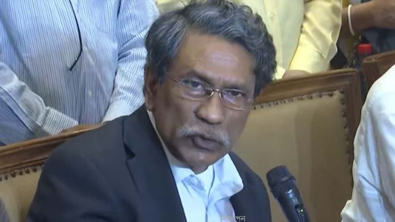 Ali Riaz