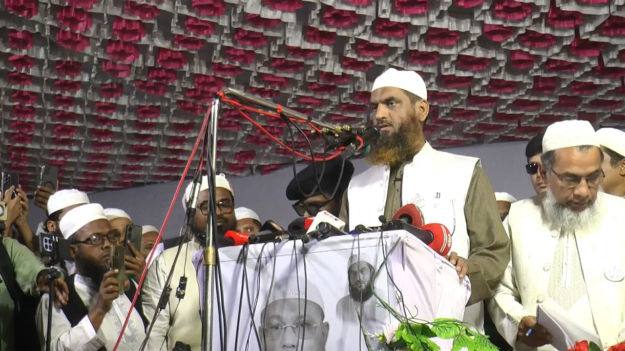 স্বাধীনতার পর সন্ত্রাসবাদ, গুন্ডামি ও ফ্যাসিবাদের রাজনীতি প্রতিষ্ঠা করা হয়েছে