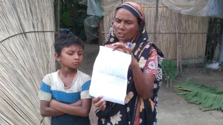 নলডাঙ্গায় সৎ মাকে বাড়ি থেকে বের করে দেয়ার অভিযোগ