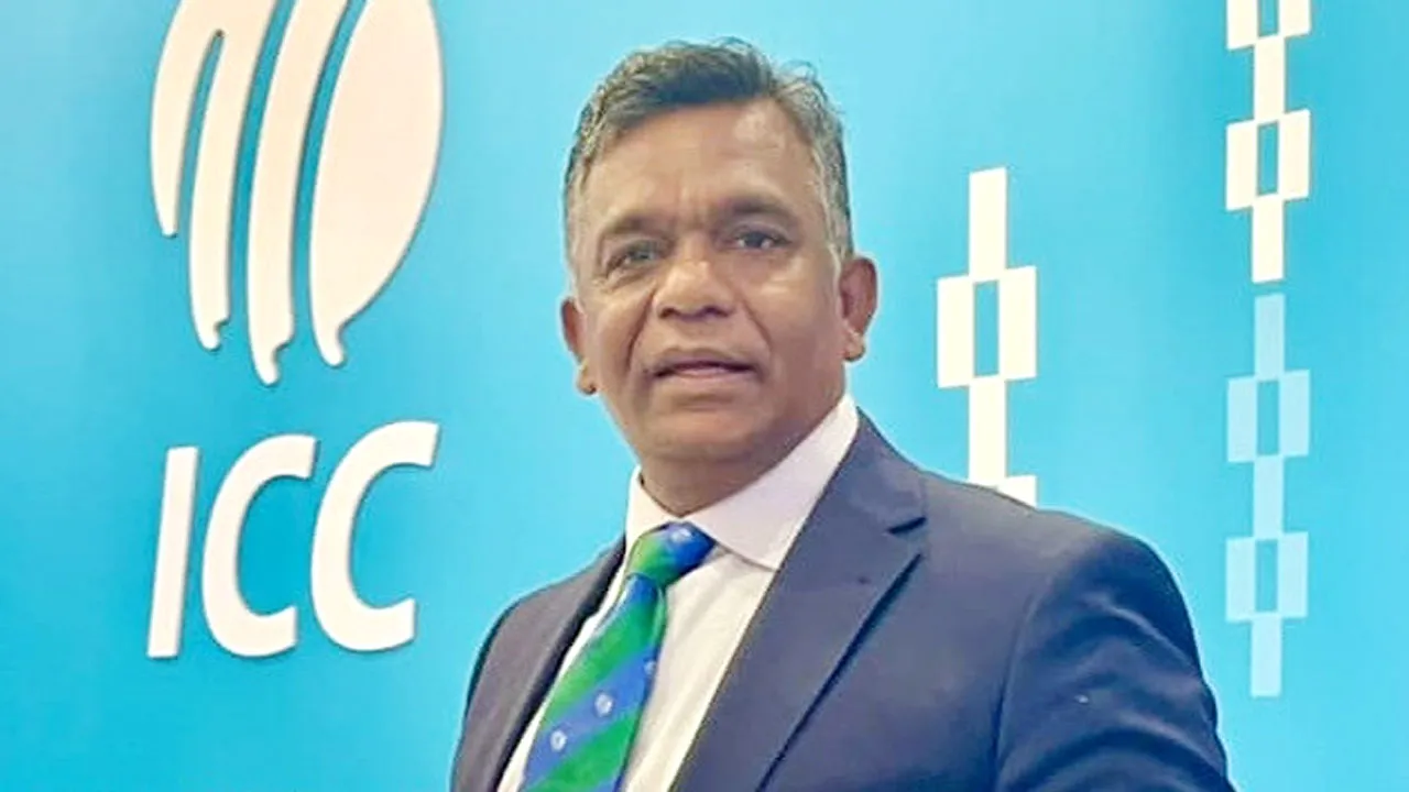 হাইকোর্টের রিট মাথায় নিয়ে রাতেই দেশ ছাড়ছেন বিসিবি’র নতুন সভাপতি
