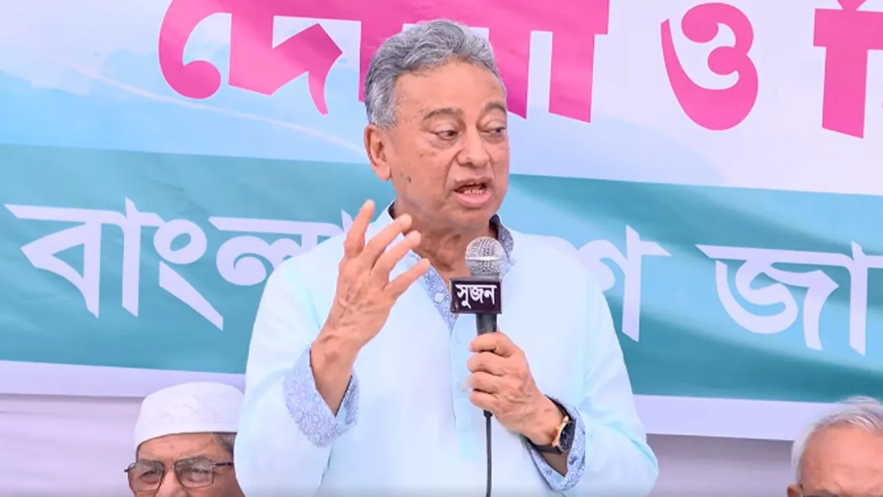 বেগম খালেদা জিয়ার আপসহীন নেতৃত্বের কারণেই বাংলাদেশ দাঁড়িয়ে আছে