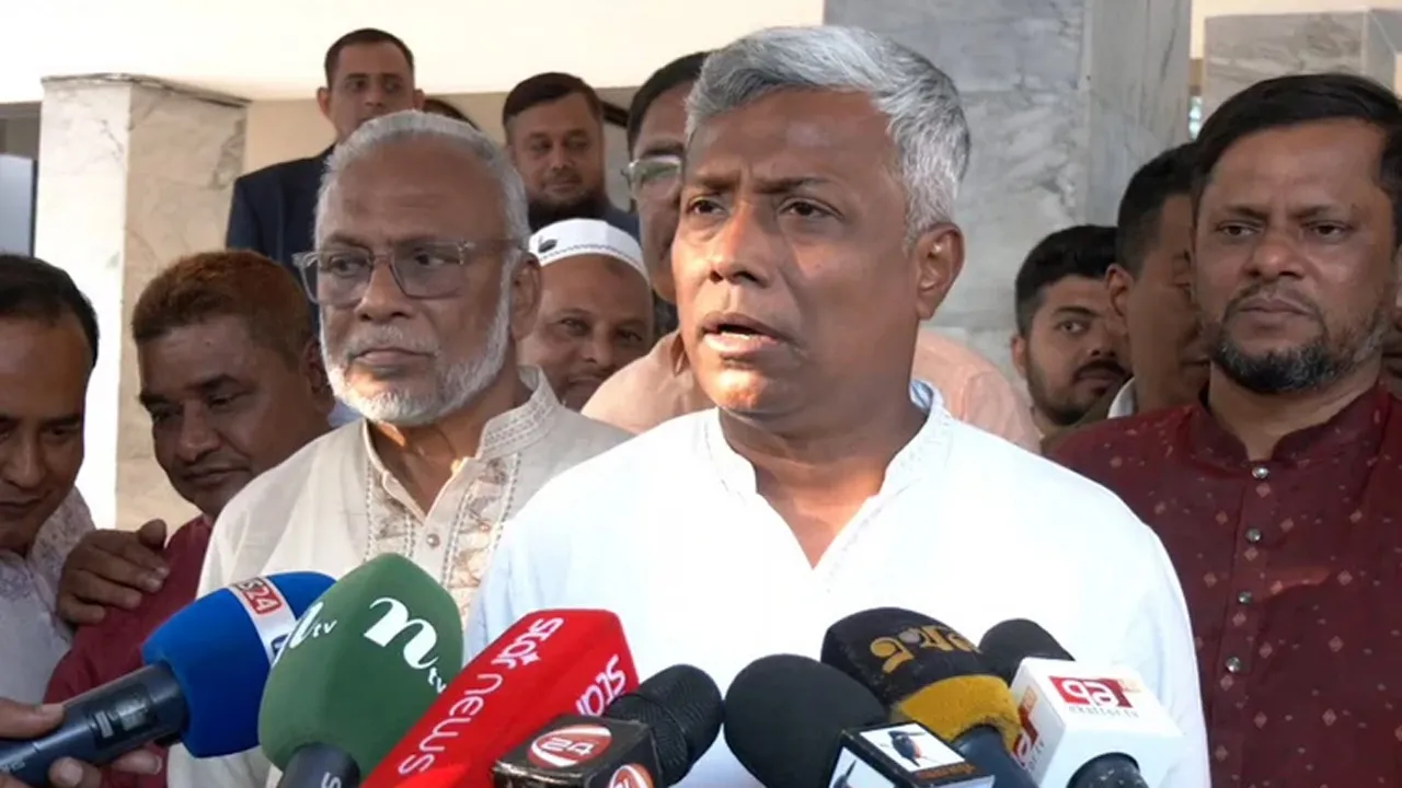 ঘাটতি সত্ত্বেও নিরবচ্ছিন্ন বিদ্যুৎ সরবরাহের চেষ্টা করছে সরকার : বিদ্যুৎ প্রতিমন্ত্রী