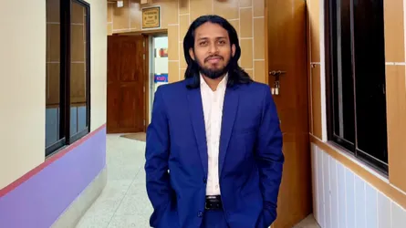 মারধরের ঘটনায় রাকসু’র জিএস-এজিএসসহ ৯ জনের নামে হত্যাচেষ্টা মামলা