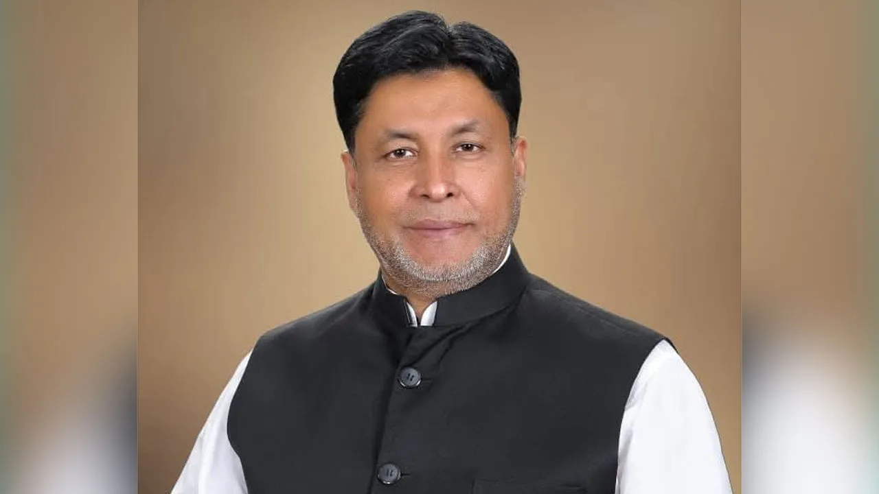 আশুগঞ্জ উপজেলা পরিষদের সাবেক চেয়ারম্যান আনিসুর রহমান গ্রেফতার