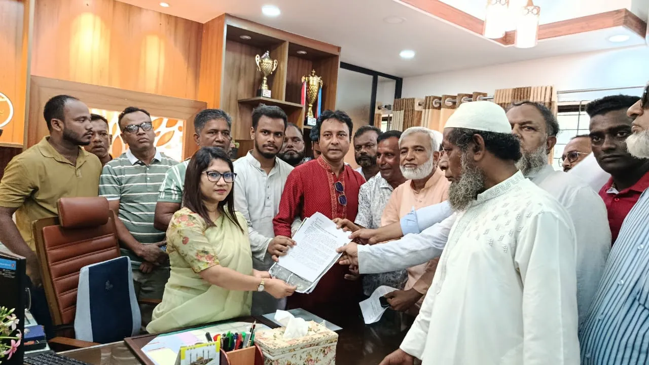 আনোয়ারা সদর ইউনিয়নে অন্তর্ভুক্তির দাবিতে মানববন্ধন