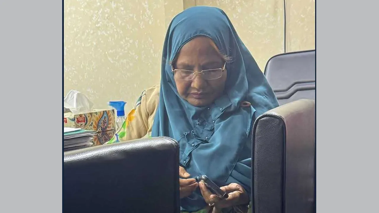 জামিন পেলেন জবির সাবেক শিক্ষক আনোয়ারা বেগম