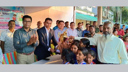 আনোয়ারায় প্রাথমিক বিদ্যালয় গোল্ডকাপ ফুটবলের ফাইনাল অনুষ্ঠিত