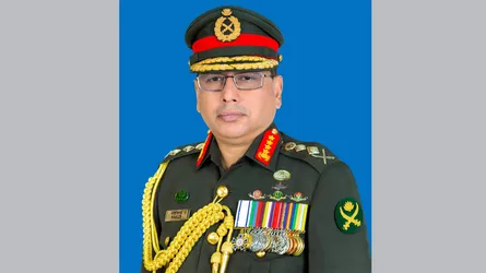 হজ পালনে সৌদি আরব গেলেন সেনাপ্রধান