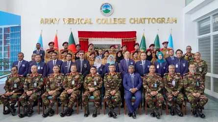 চট্টগ্রাম আর্মি মেডিক্যাল কলেজের স্থায়ী ক্যাম্পাস উদ্বোধন করলেন সেনাপ্রধান