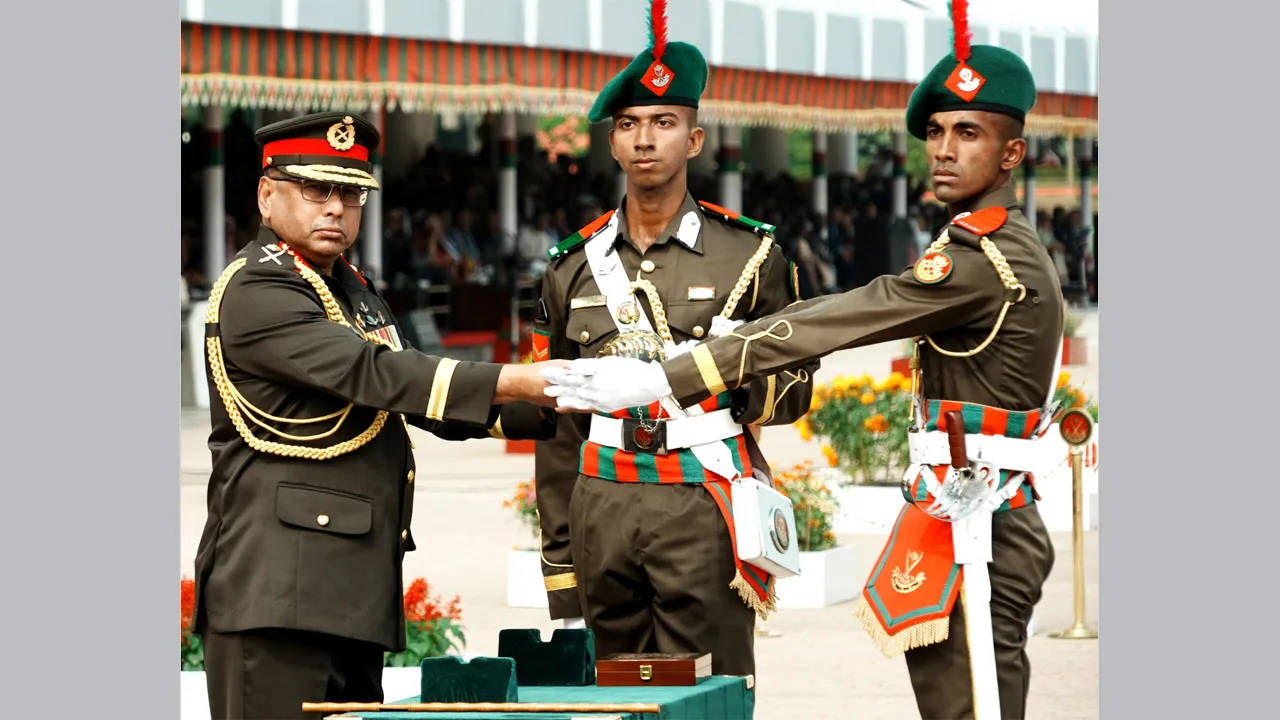 বাংলাদেশ মিলিটারি একাডেমিতে রাষ্ট্রপতি কুচকাওয়াজ অনুষ্ঠিত