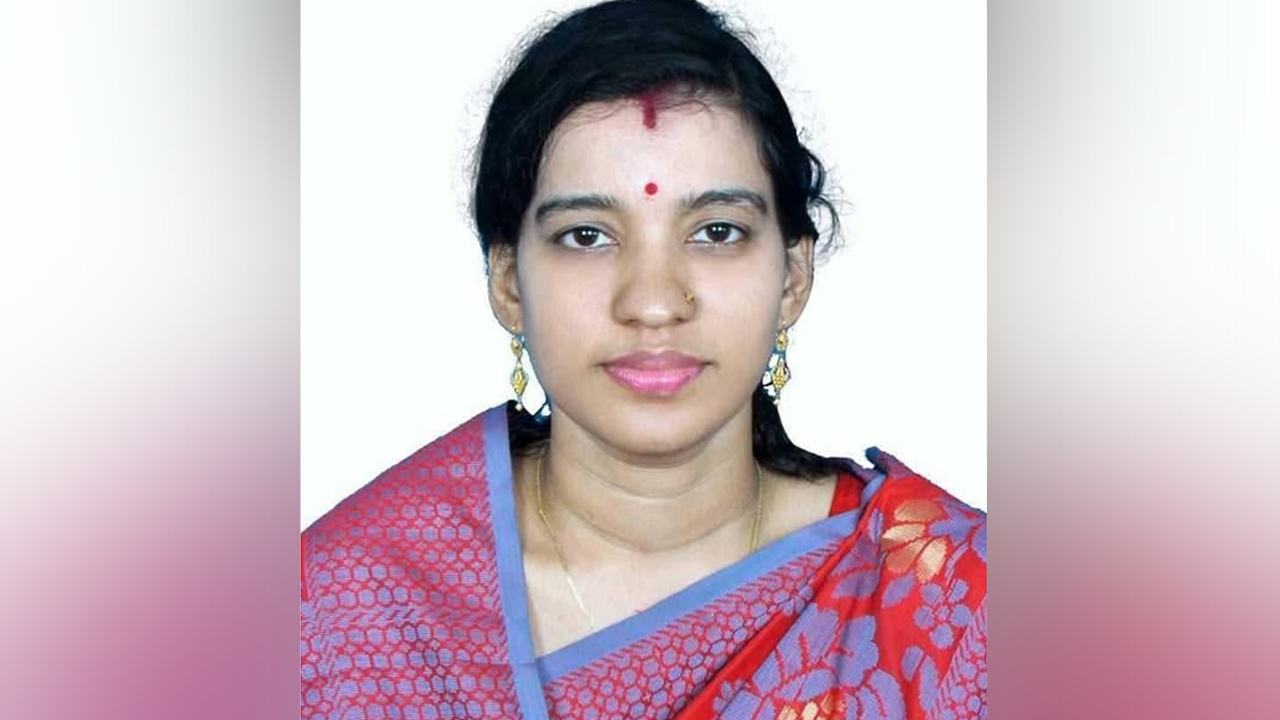 Arpana-Dhar-(40)
