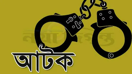 ফেনীতে রামদাসহ কিশোর গ্যাংয়ের ৮ সদস্য আটক