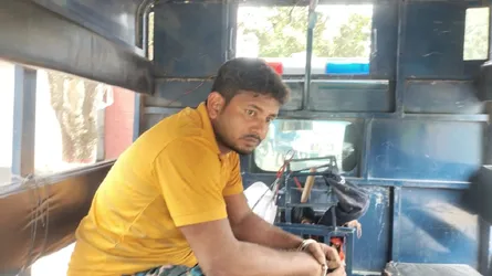 চাটমোহরে কিশোরীকে পতিতাবৃত্তি করানোর মামলায় যুবক গ্রেফতার