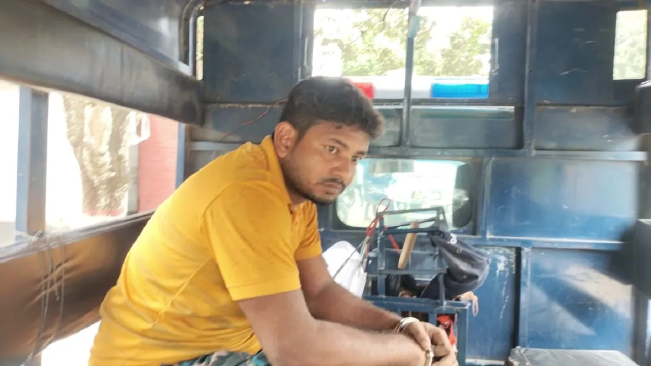 চাটমোহরে কিশোরীকে পতিতাবৃত্তি করানোর মামলায় যুবক গ্রেফতার