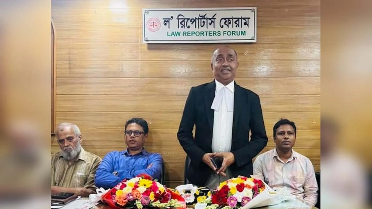 ল’ রিপোর্টিংয়ের মাধ্যমে দেশবাসী আইন অঙ্গন সম্পর্কে জানতে পারে