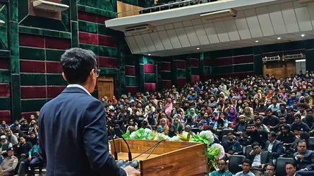 বাংলাদেশের বাজেটের সবচেয়ে বেশি ব্যয় ঋণের সুদ পরিশোধে