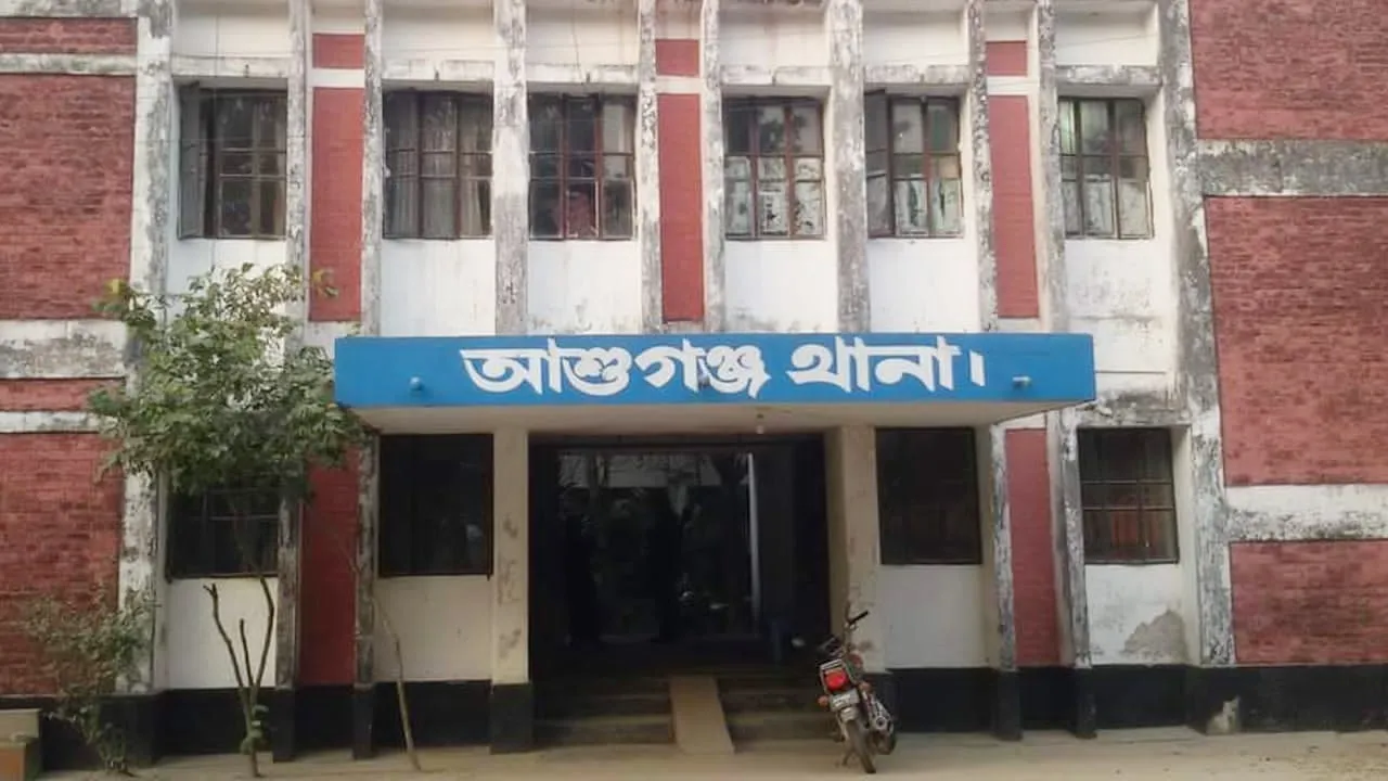 আশুগঞ্জে পুকুরে গোসল করতে নেমে বিদ্যুৎস্পৃষ্টে ২ শিক্ষার্থীর মৃত্যু