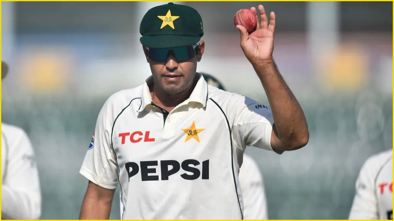 অভিষেকে আফ্রিদির ৫ উইকেট, ভাঙল ৯২ বছরের পুরনো রেকর্ড
