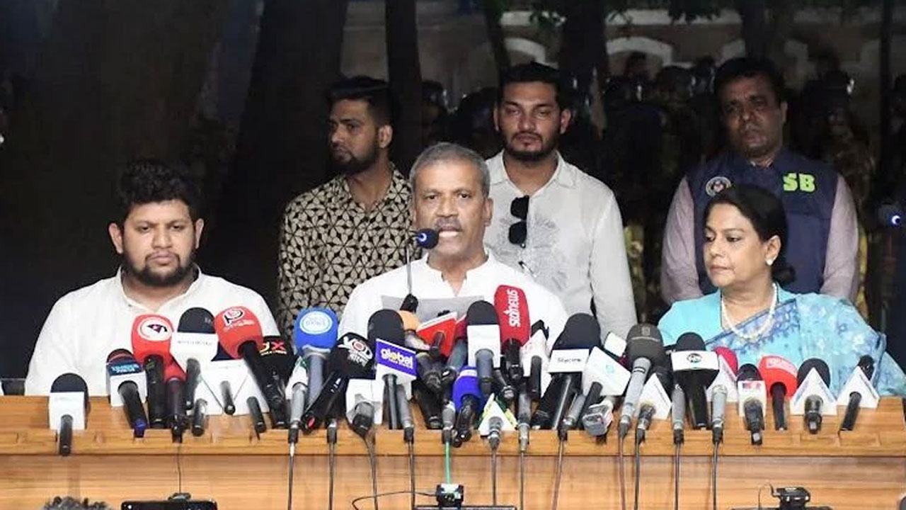 বিচার শেষ না হওয়া পর্যন্ত আ’লীগের কার্যক্রম নিষিদ্ধ