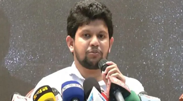 কাউকে চরমপন্থার সুযোগ নিতে দেয়া হবে না : তথ্য উপদেষ্টা