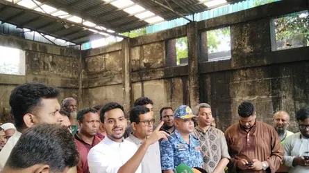 ১২ ঘণ্টারও কম সময়ে ঢাকা পরিচ্ছন্ন করার দাবি আসিফ মাহমুদের