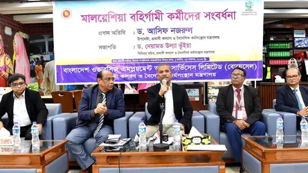 জটিলতার কারণে যেতে না পারা কর্মীদের মালয়েশিয়ায় পাঠানো শুরু