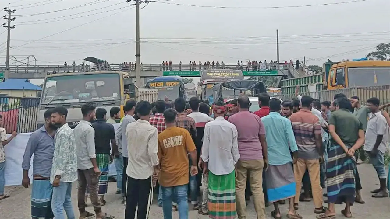 ঢাকা-চট্টগ্রাম মহাসড়ক অবরোধের চেষ্টা
