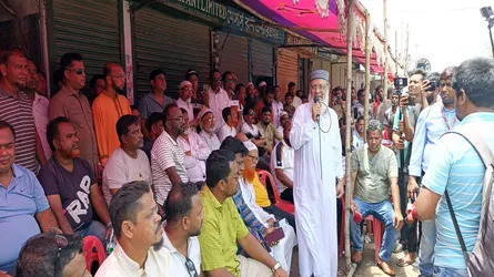 সন্ত্রাসীদের গ্রেফতারের দাবিতে ব্যবসায়ীদের ৭২ ঘণ্টার আল্টিমেটাম