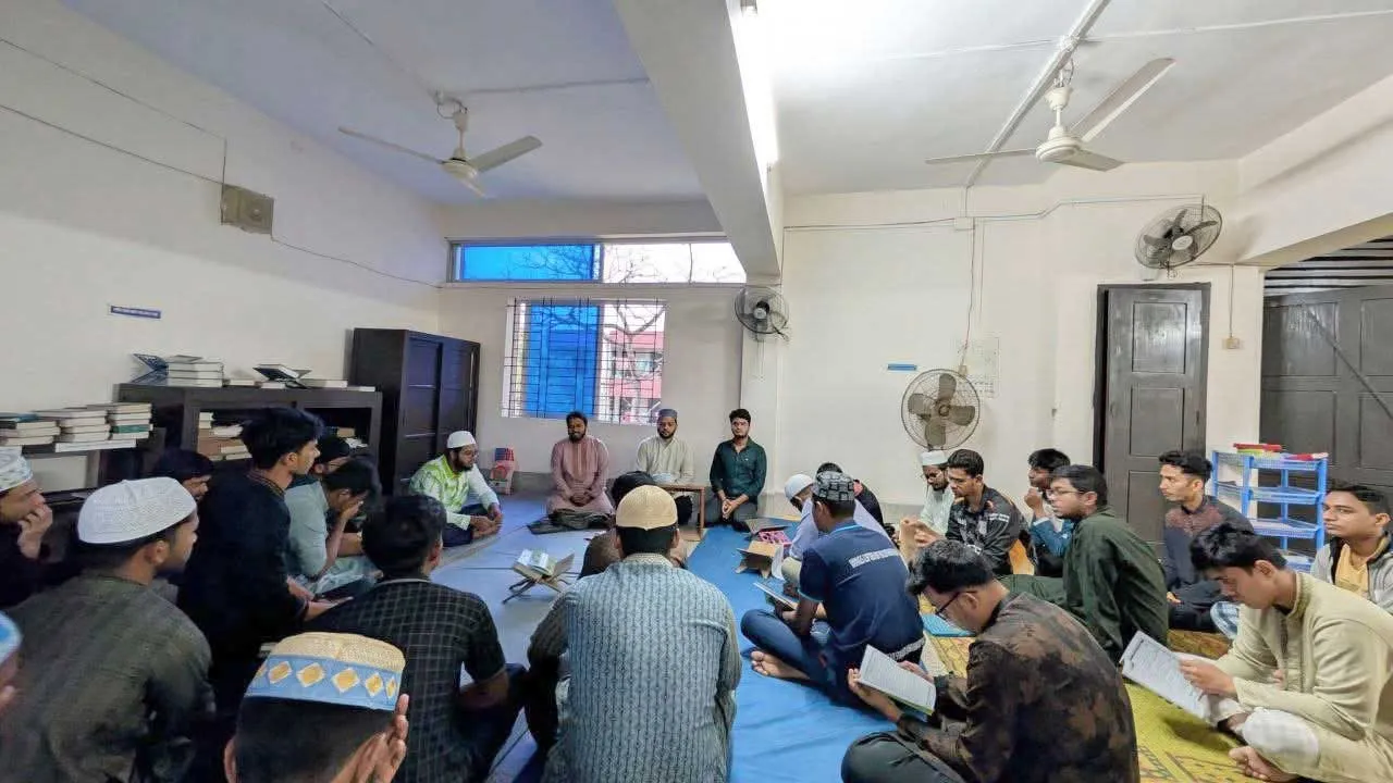 বাকৃবির হলে ছাত্রশিবিরের কুরআন শিক্ষা কোর্স শুরু