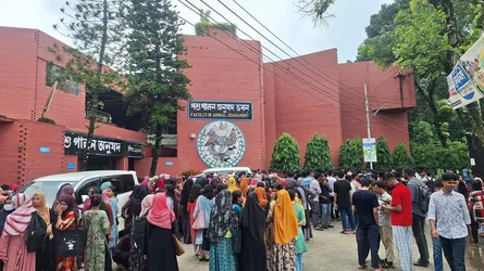 বাকৃবিতে কম্বাইন্ড ডিগ্রি প্রণয়নে জরুরি অ্যাকাডেমিক কাউন্সিলের বৈঠকের দাবি
