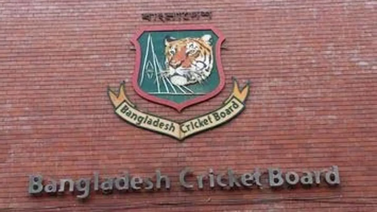 প্রায় এক বছর পর চ্যাম্পিয়নস ট্রফির প্রাইজমানির ভাগ পেলেন ক্রিকেটাররা